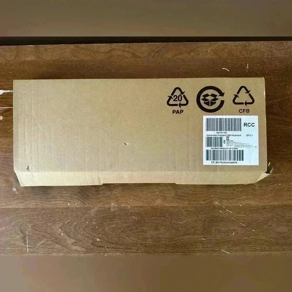 Unbranded USB Black New In Box QWERTY Computer Keyboard - Picture 1 of 3